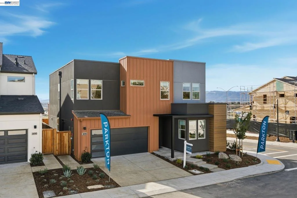 Photo of 3938 Viggo Way