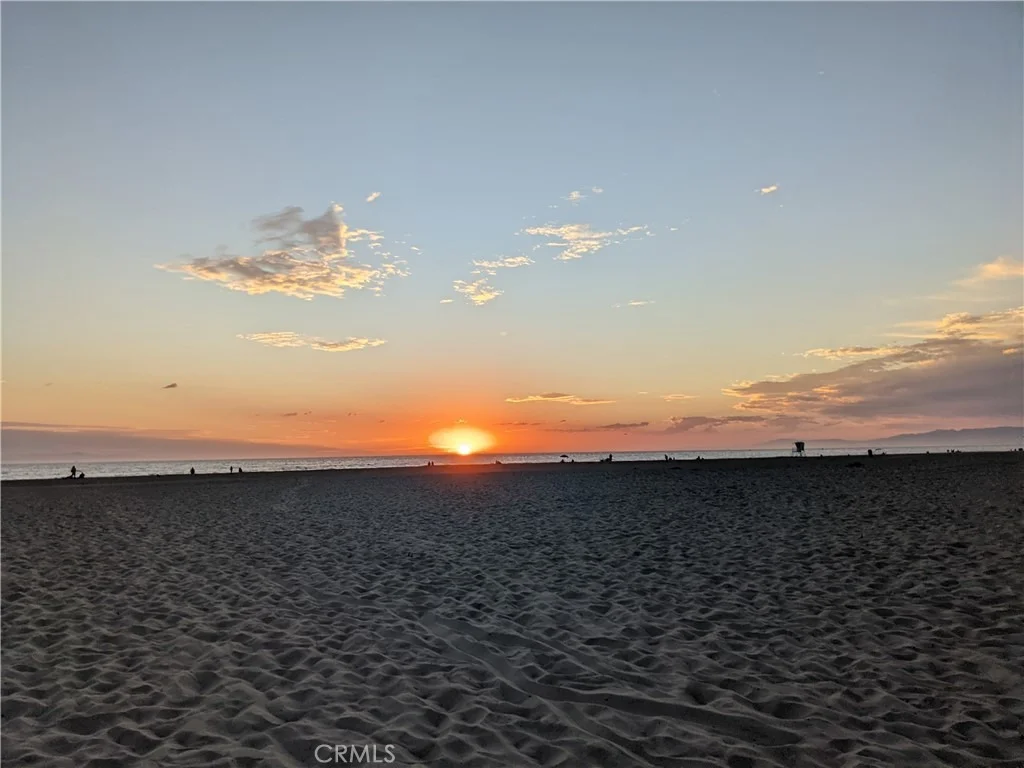 Photo of 3554 Sunset