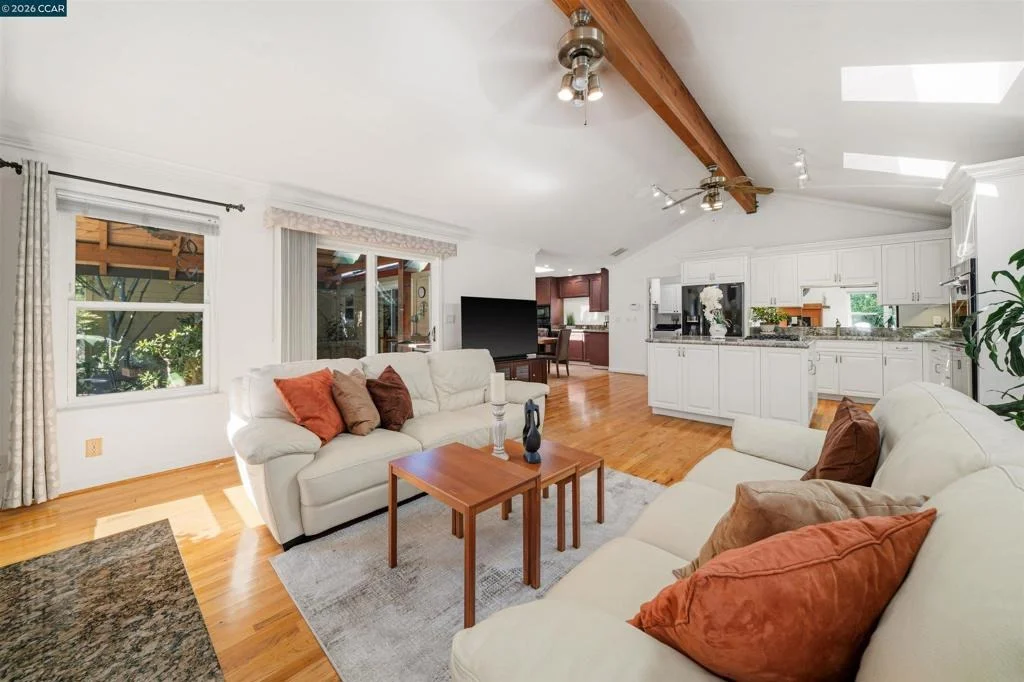 Photo of 31 Elliot Dr