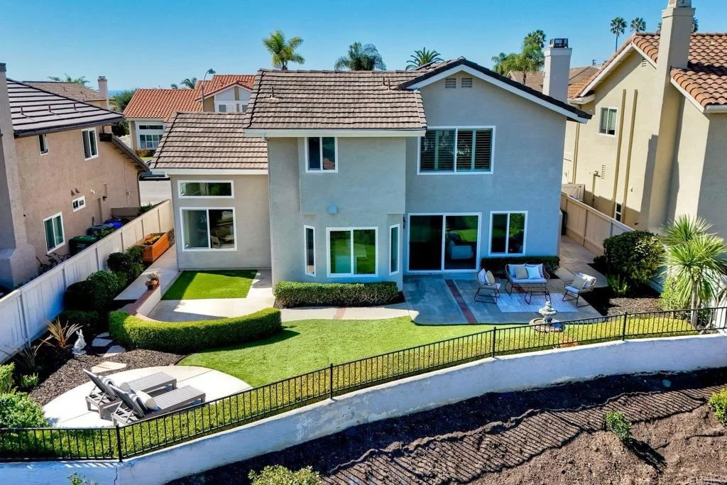 Photo of 4624 Telescope Avenue