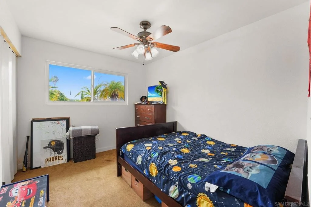 Photo of 656 Flora Dr