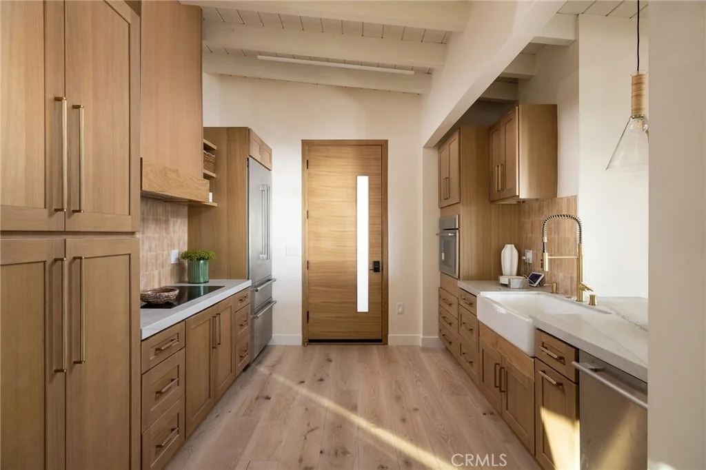 Photo of 2936 Alexander Road