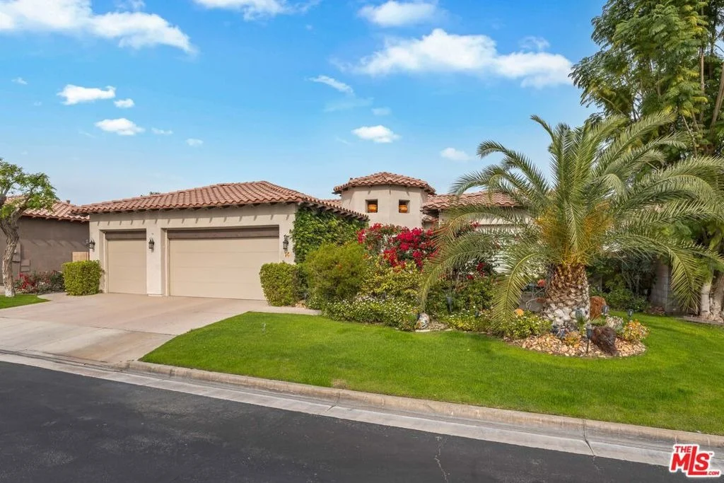 Photo of 14 Tucson Circle