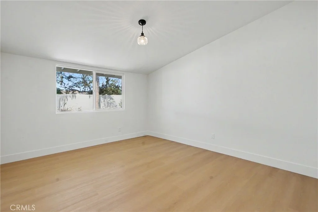 Photo of 2425 Bowdoin