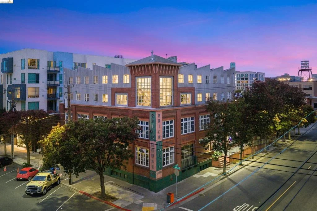 Photo of Unit 302 at 201 3rd St