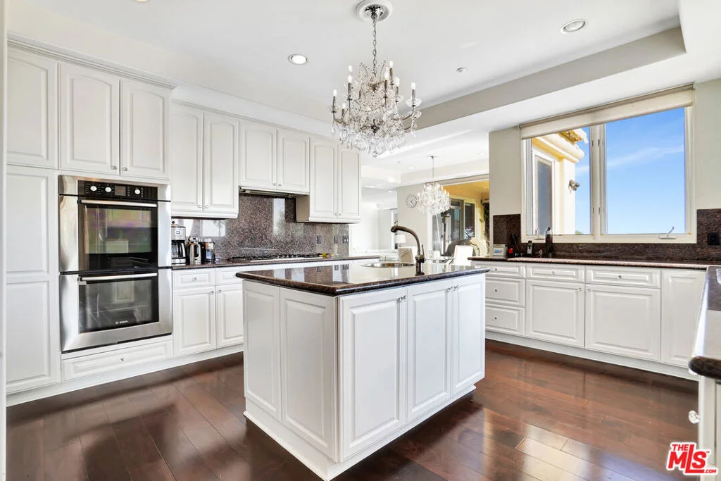 Photo of 27425 Calicut Road