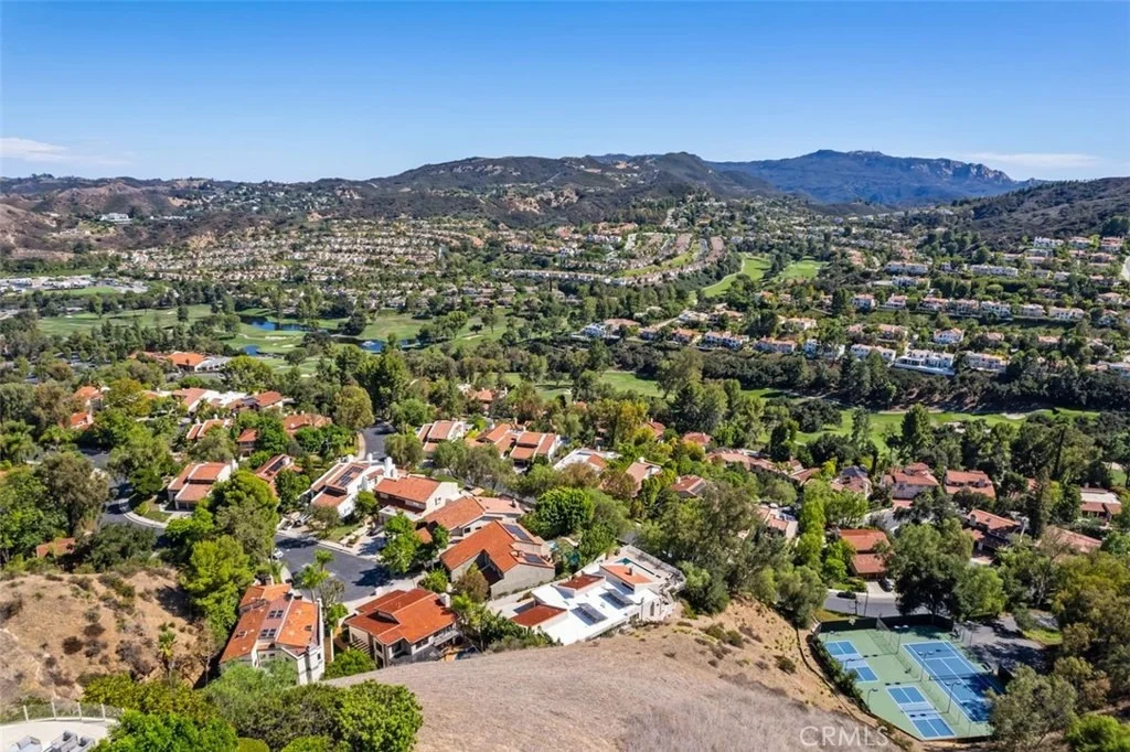 Photo of 24658 Cordillera Drive