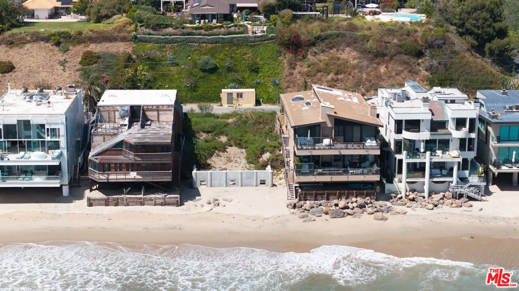 Photo of 25260 Malibu Road