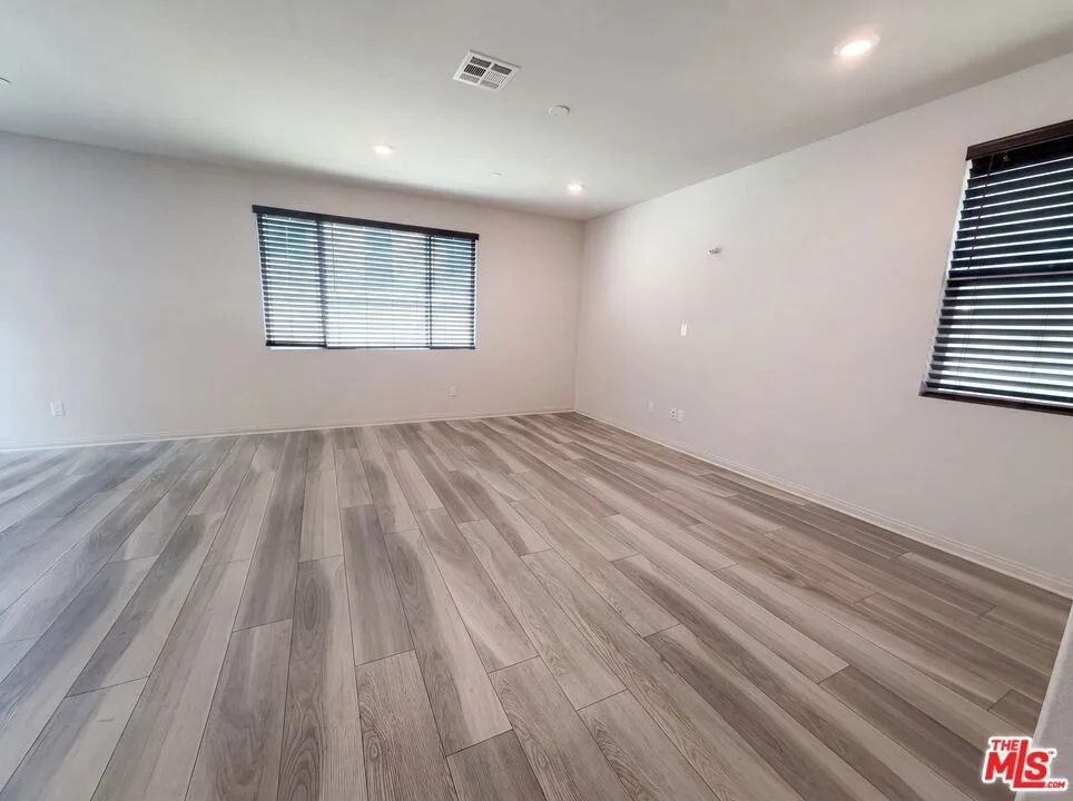 Photo of 383 Eureka Drive