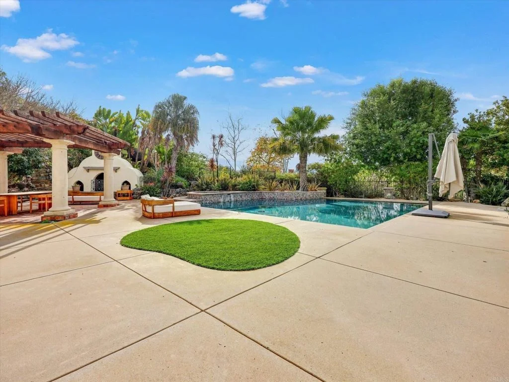 Photo of 17839 La Amapola
