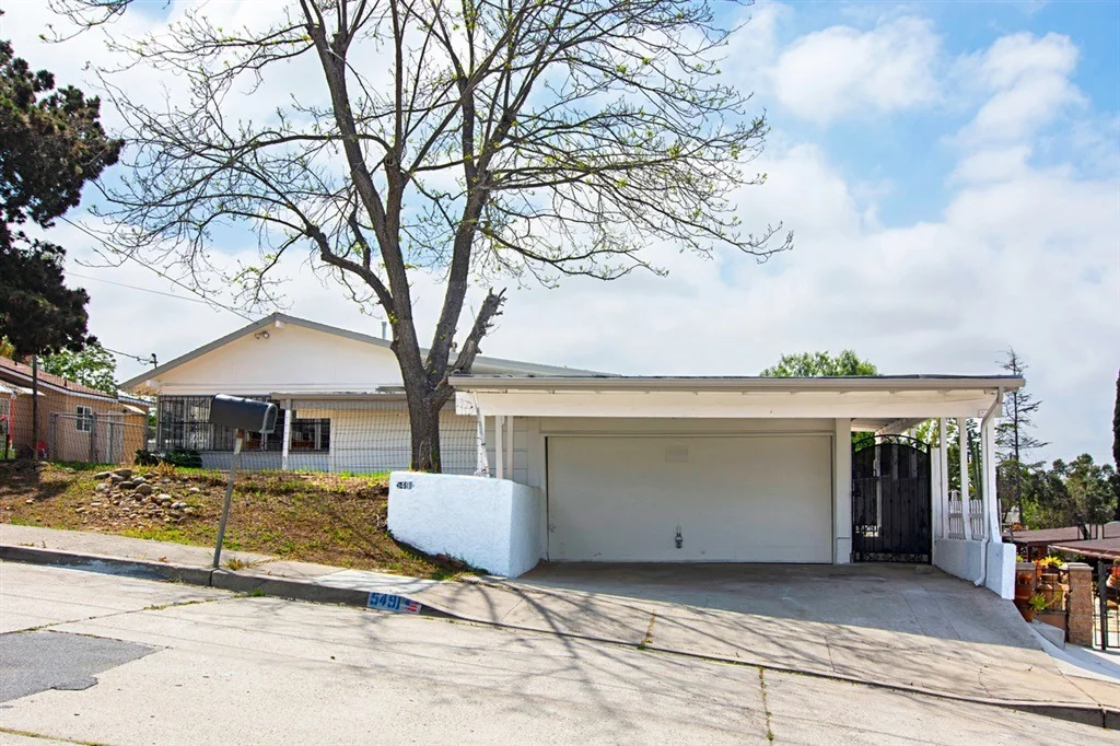 Photo of 5491 Lenox Dr