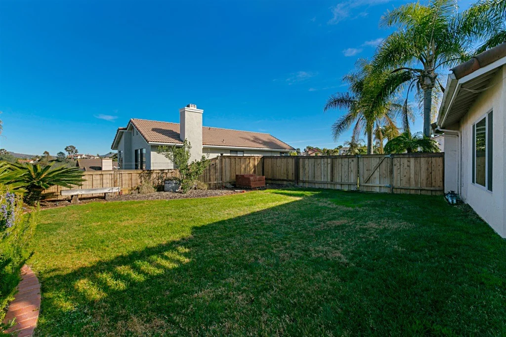 Photo of 1418 Village View Rd