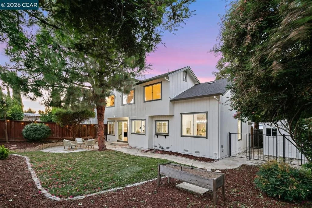 Photo of 1180 Amanda Cir