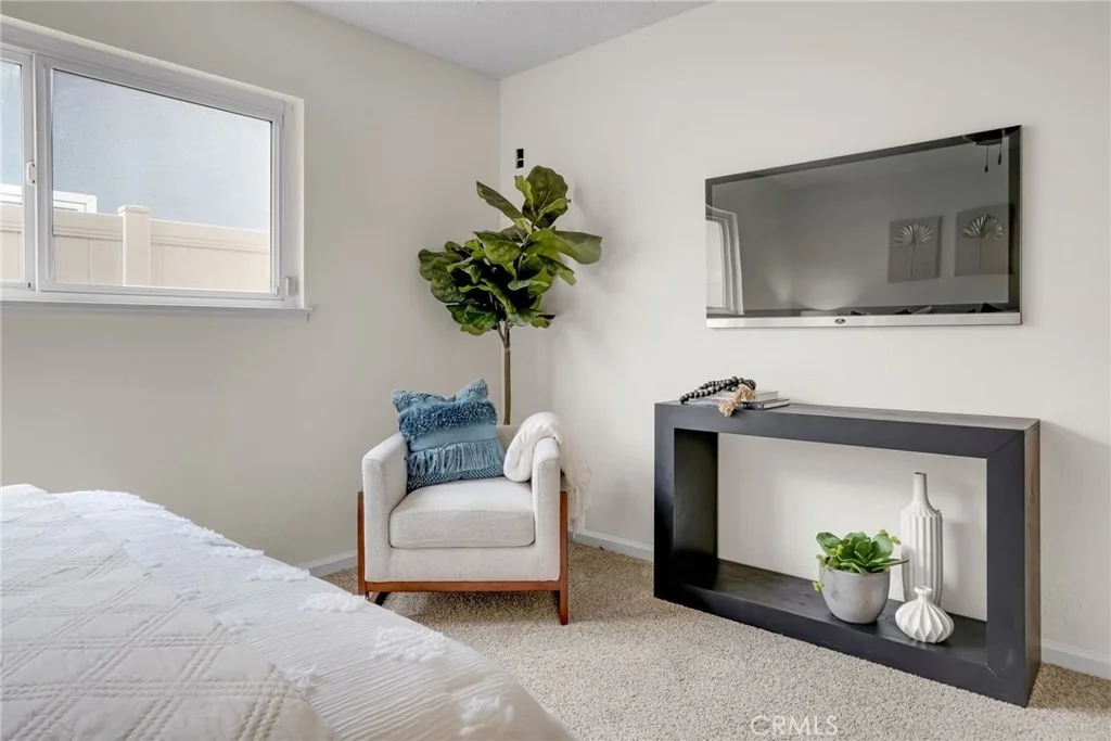 Photo of 7321 Colombia Drive
