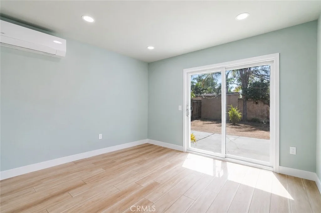 Photo of 289 Lustrosos Street