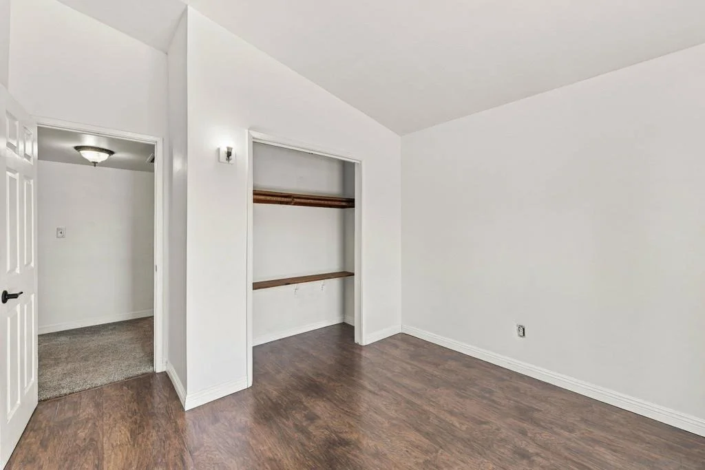 Photo of 669 Melrose Ave