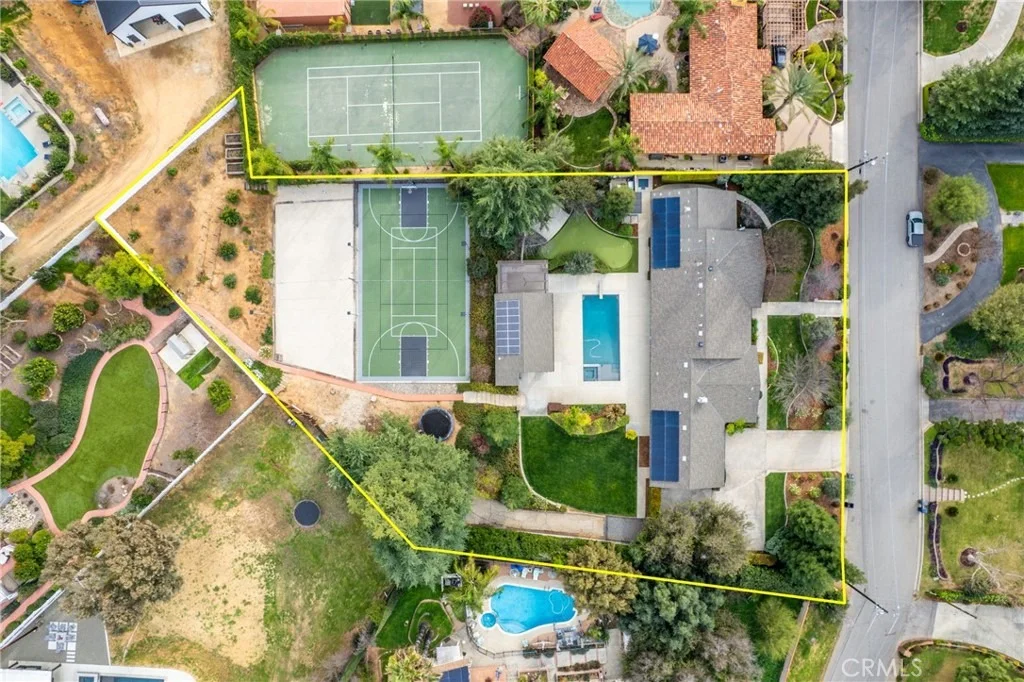 Photo of 12669 Valley View Lane