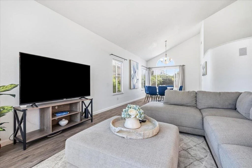 Photo of 78665 Bradford Circle