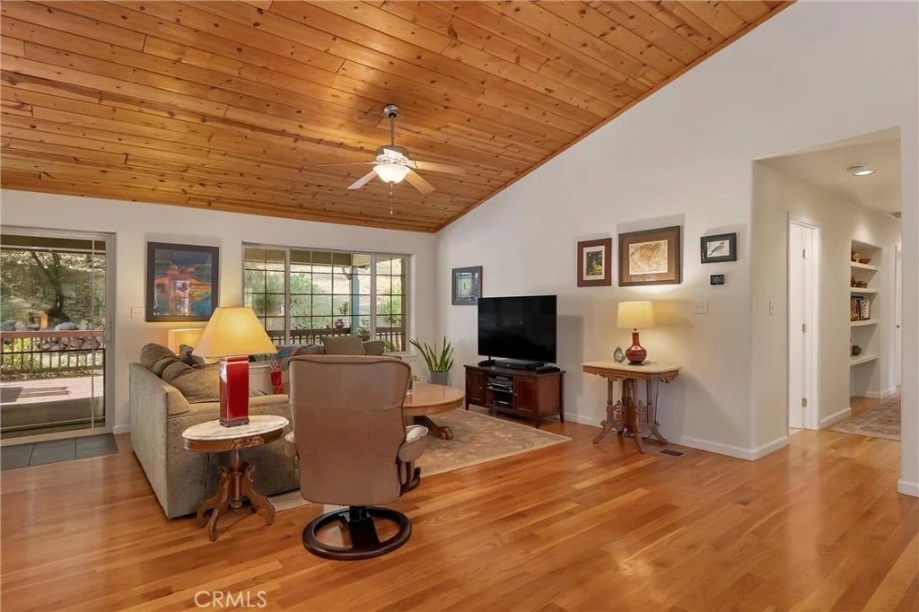 Photo of 5056 Hooper Lane