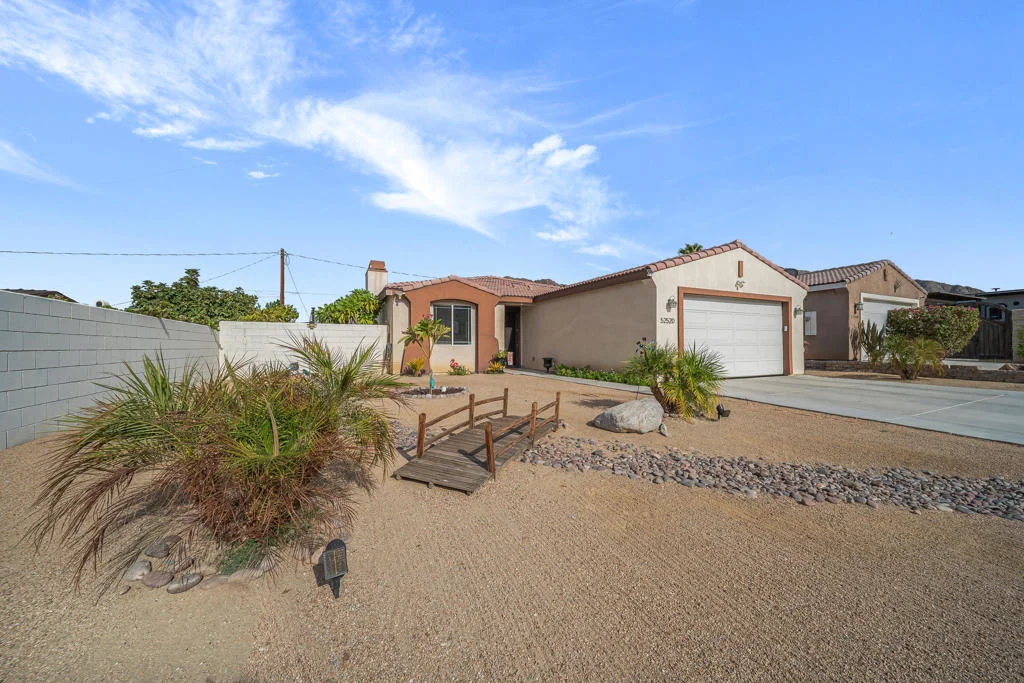 Photo of 52520 Avenida Herrera