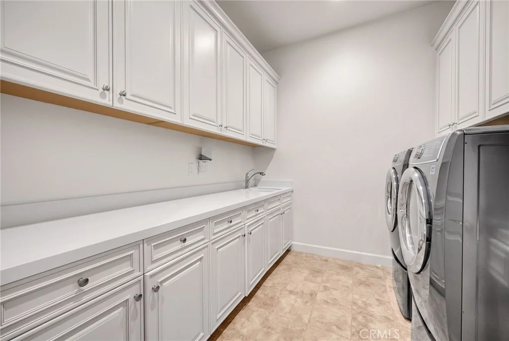 Photo of 412 Conway Court