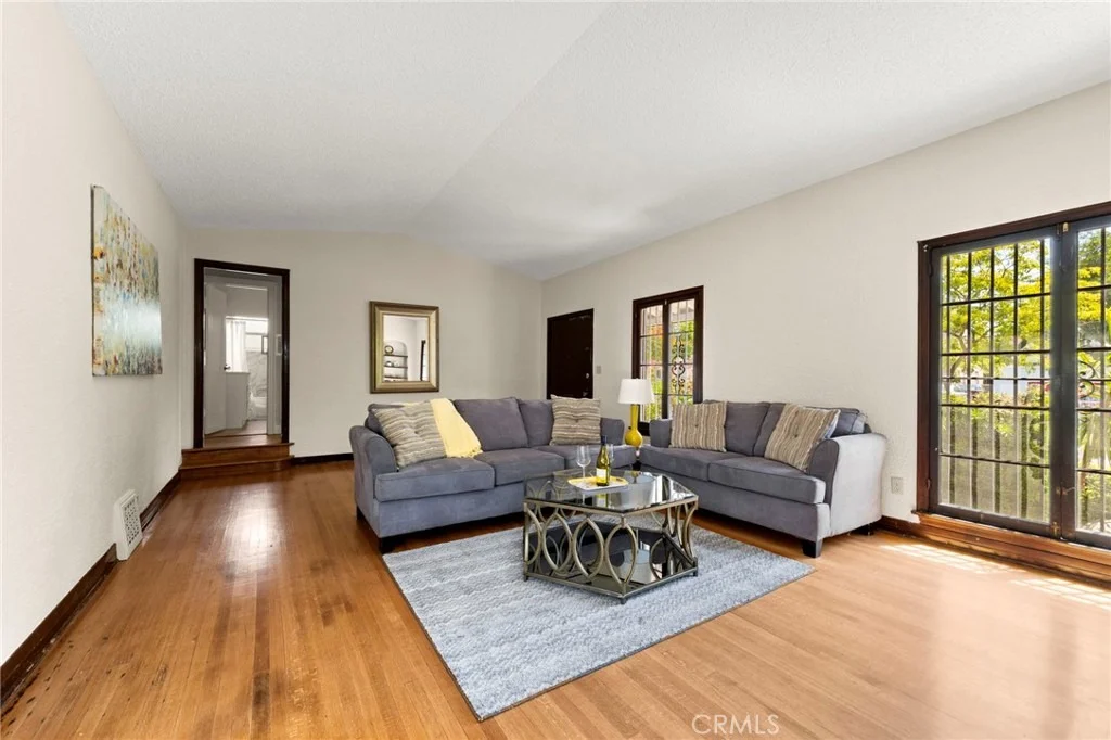Photo of 421 Milton Drive