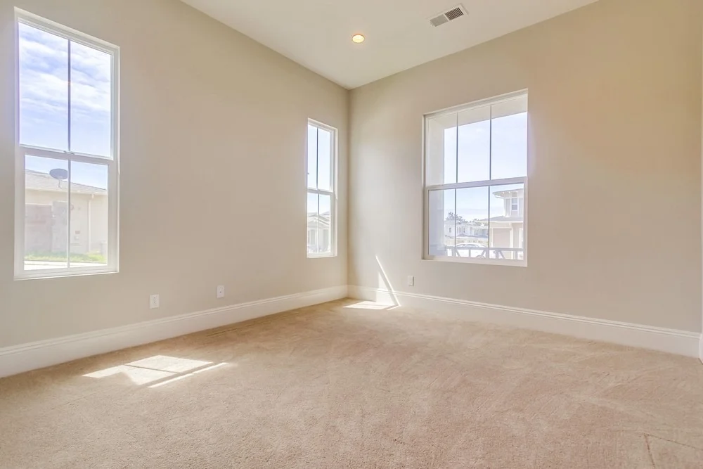 Photo of 663 Polaris Dr
