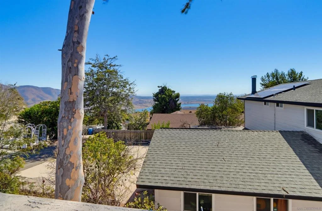 Photo of 9811 Eucalyptus Street