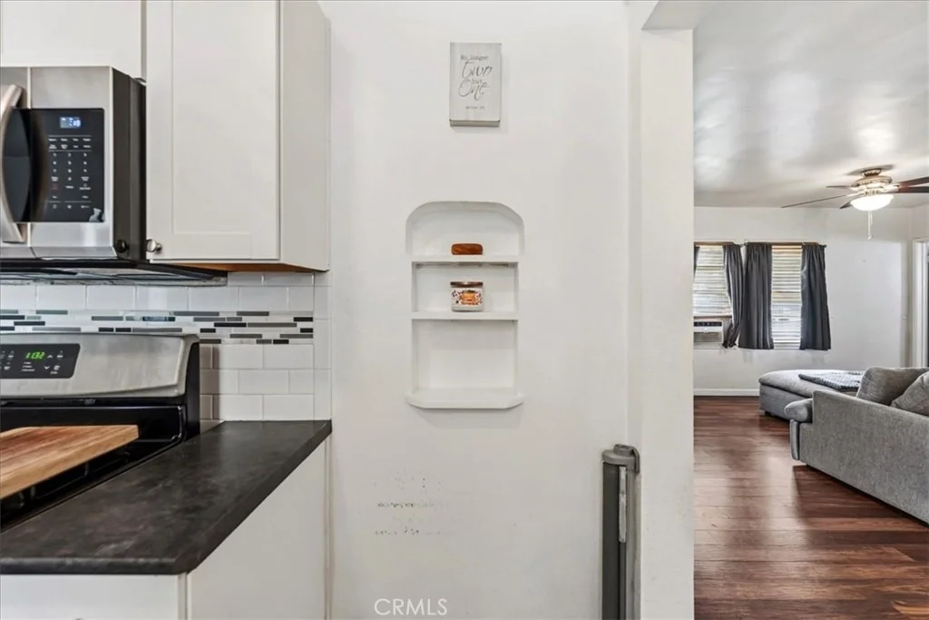 Photo of 5305 Palm