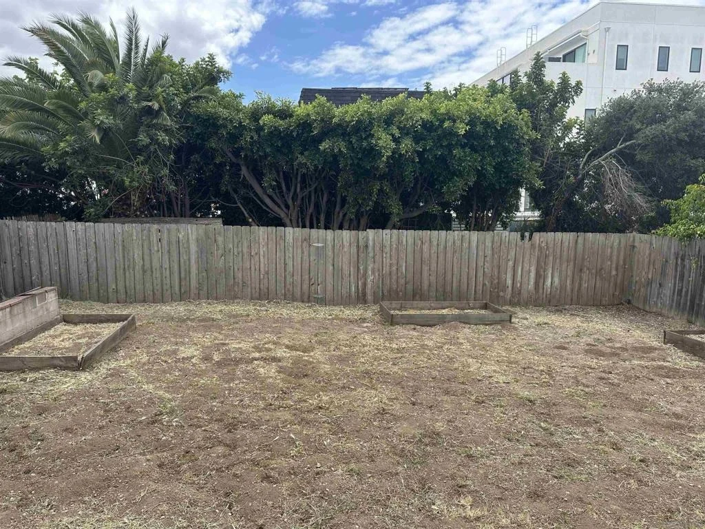 Photo of 8245 Orchard