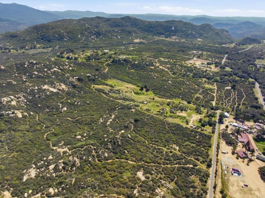 Photo of Rainbow Heights Road