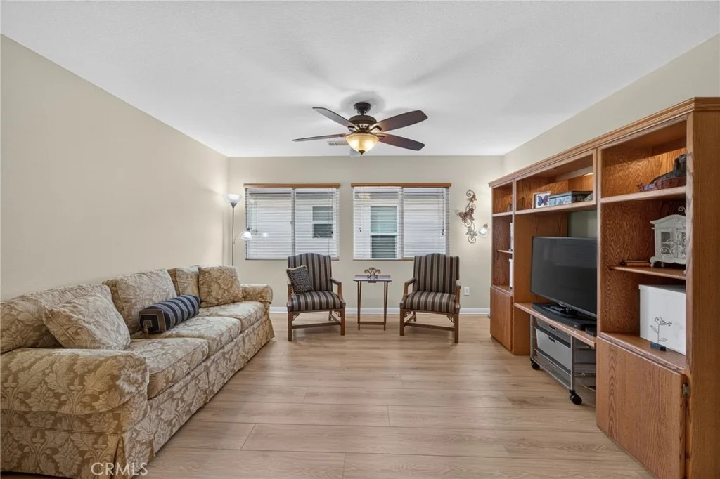 Photo of 32212 Blue Bell