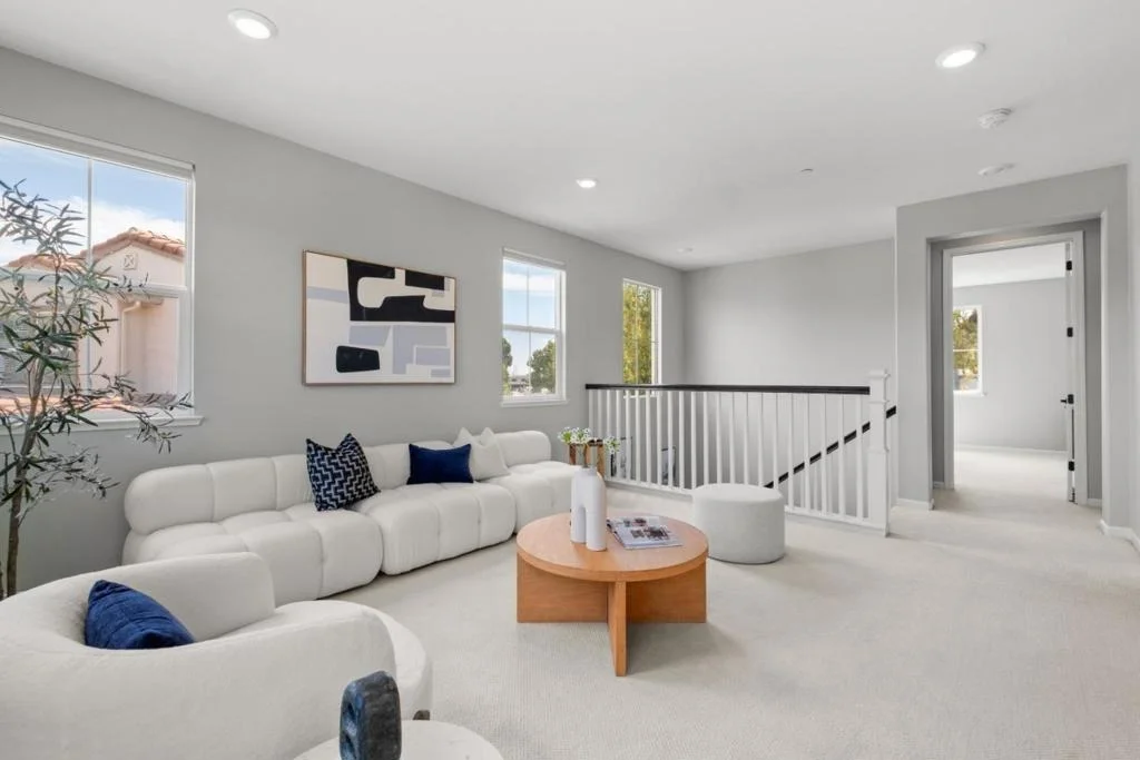 Photo of 39946 Waxwing Drive