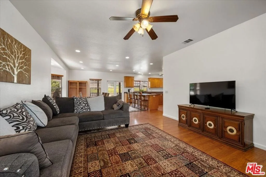 Photo of 230 Hans Place