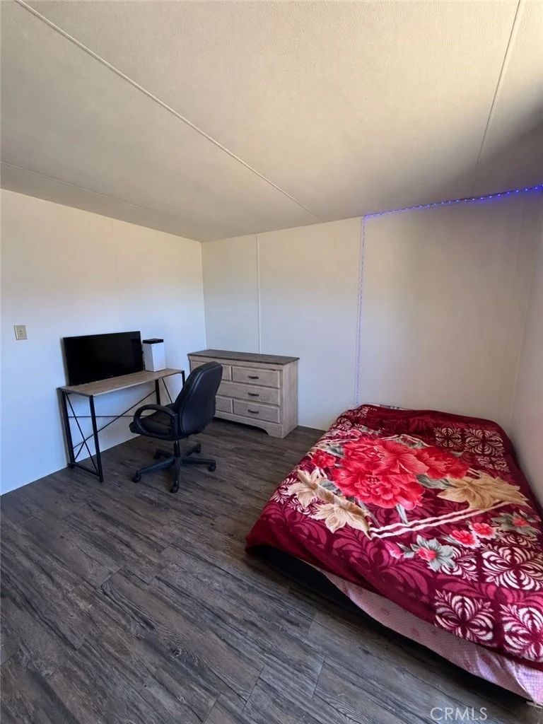 Photo of 37525 E Benton Road