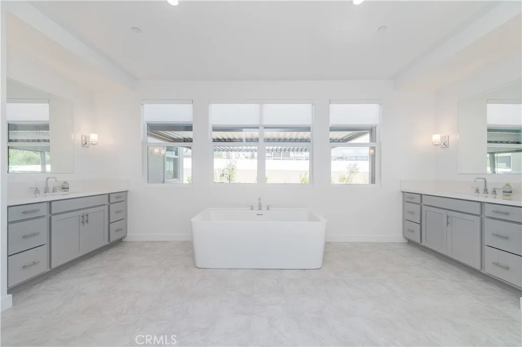 Photo of 16498 Ginger Creek