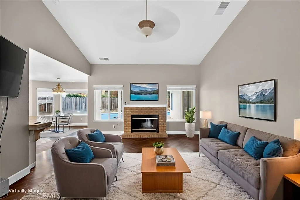 Photo of 724 Robin Drive