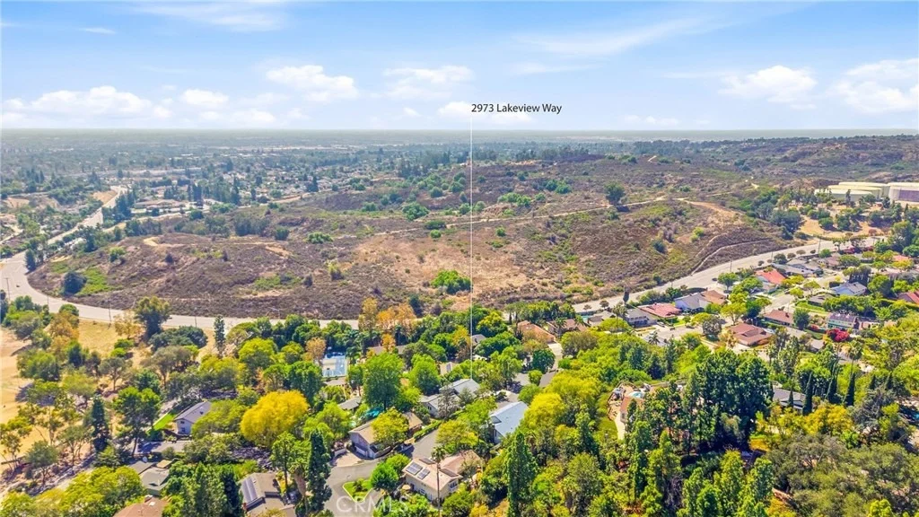 Photo of 2973 Lakeview Way
