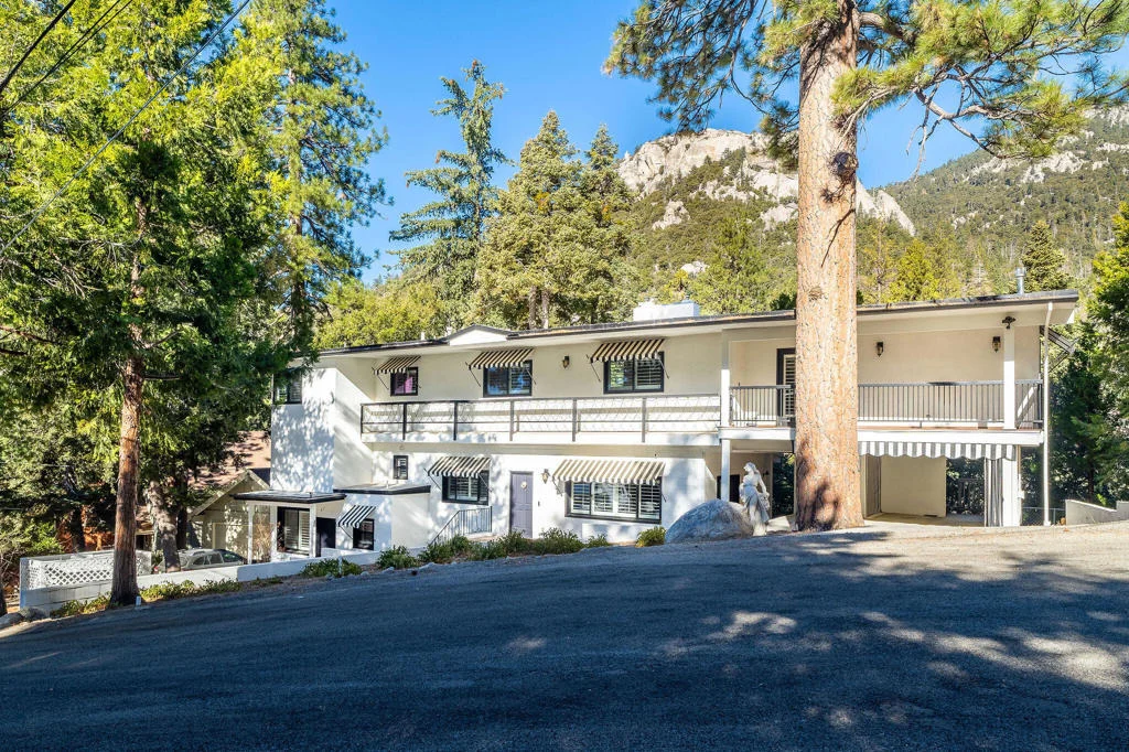 Photo of 55596 Encino Road