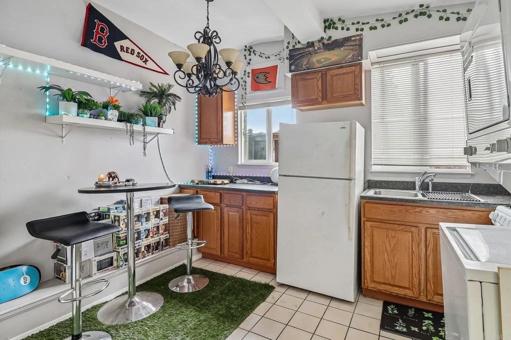 Photo of 9535 Lakeview Drive
