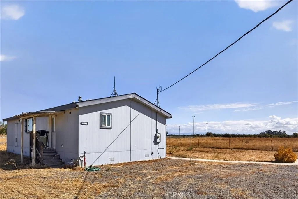 Photo of 6838 County Road 18