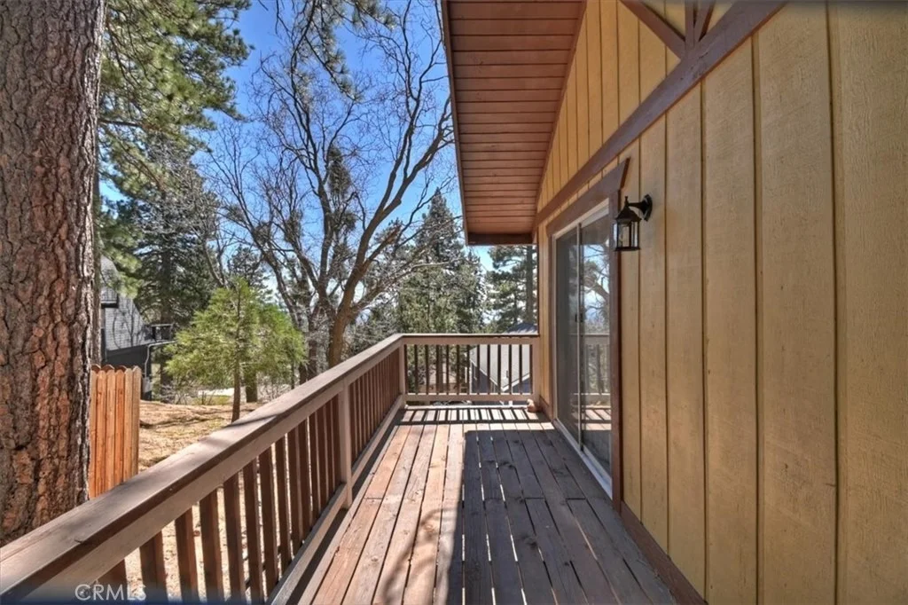 Photo of 30573 Live Oak