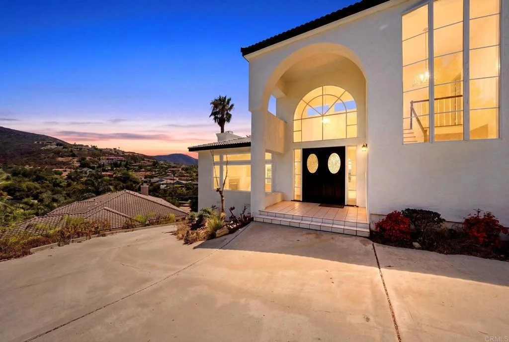 Photo of 1522 Maxwell Lane