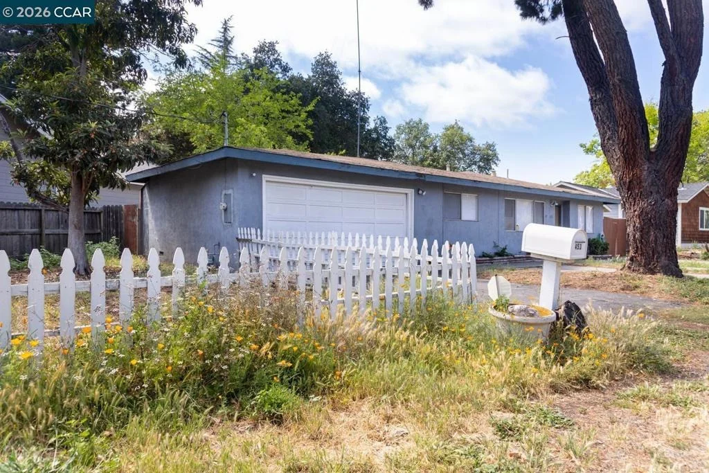 Photo of 453 Bridge Rd
