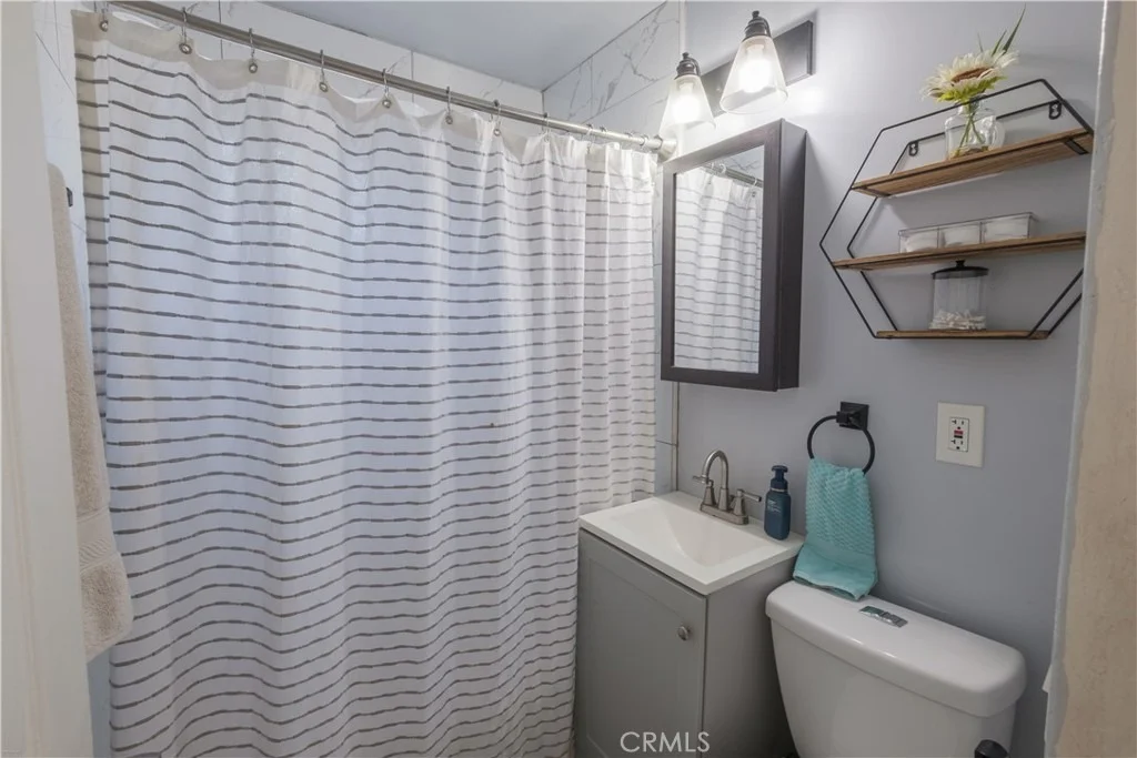 Photo of 609 N Crane Avenue Avenue
