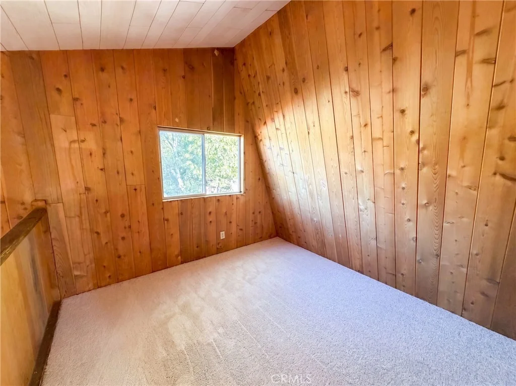 Photo of 577 Oak Knoll