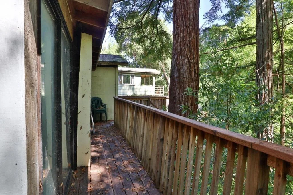 Photo of 495 Riverview Drive