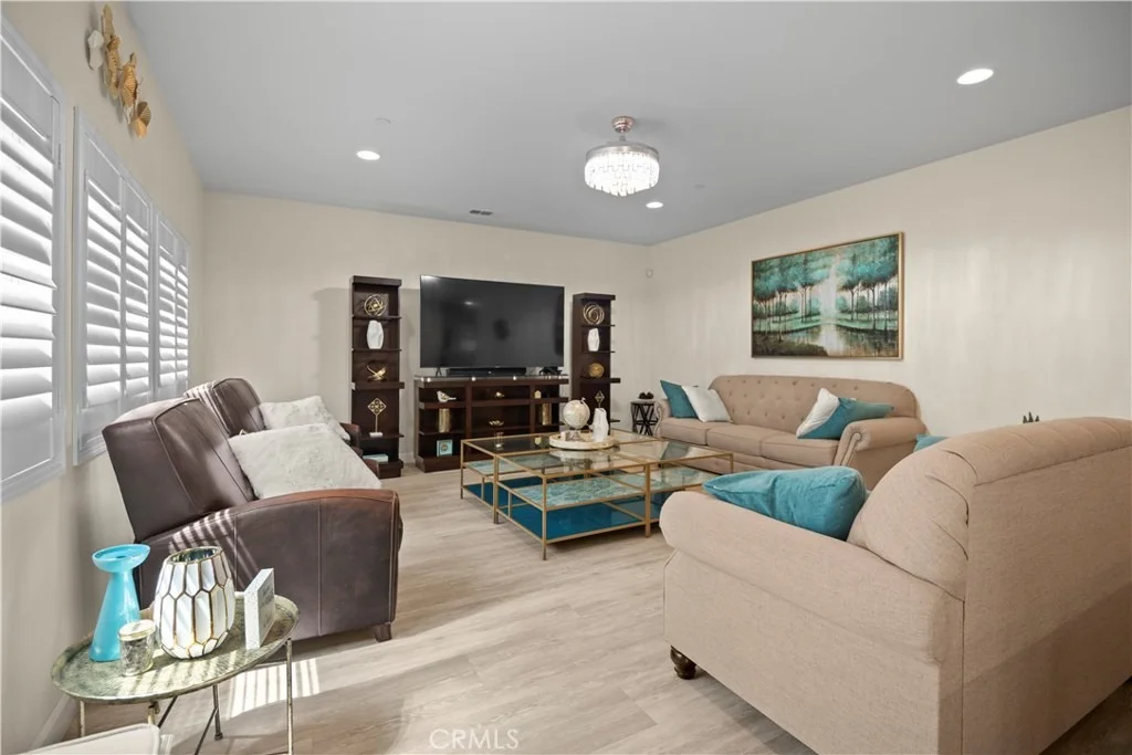 Photo of 16773 Buttonwood Lane