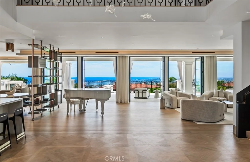 Photo of 7 Sailview