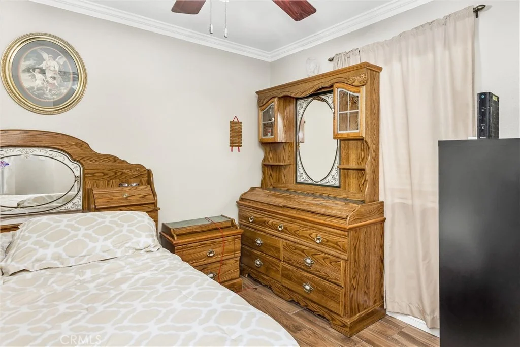 Photo of 1001 Oak Glen